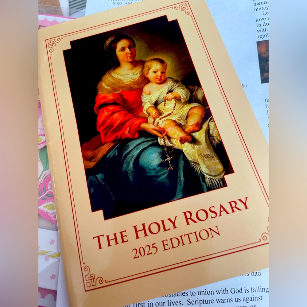 🍀 $12 bundle The Holy Rosary Booklet - Palm sized guide book